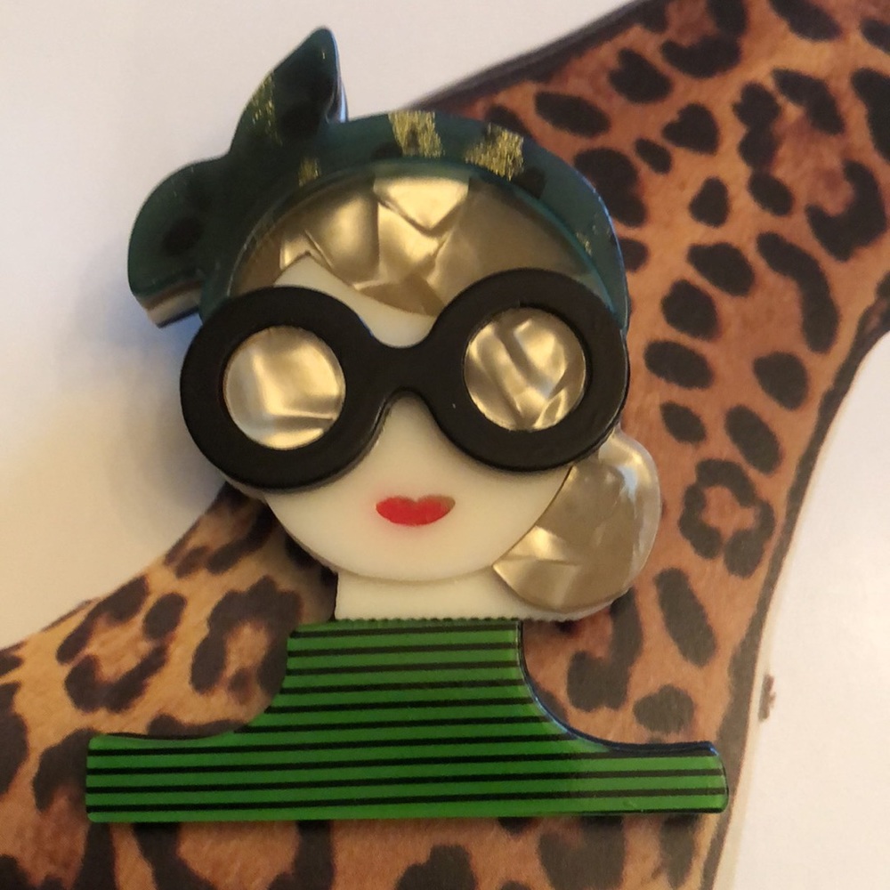 Boutique Lady Brooch. NWOT